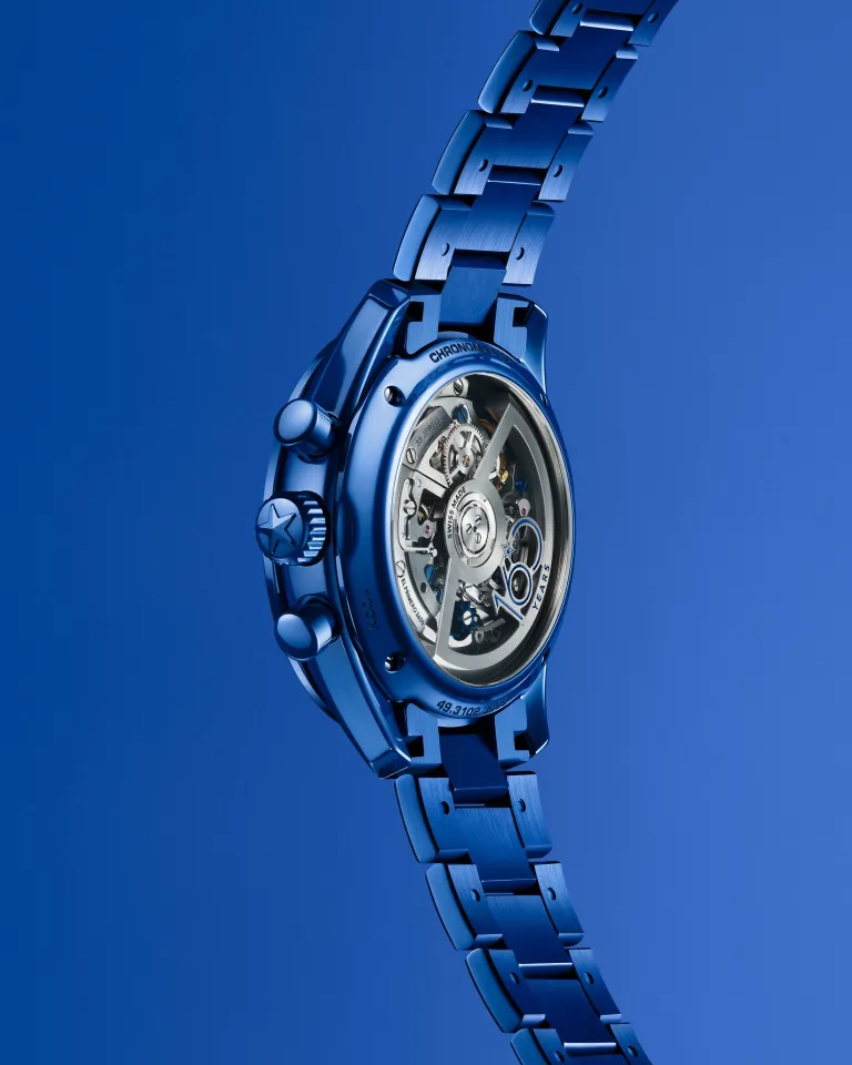 Бесконечное небо: Zenith отмечает 160-летие эксклюзивной синей коллекцией часов