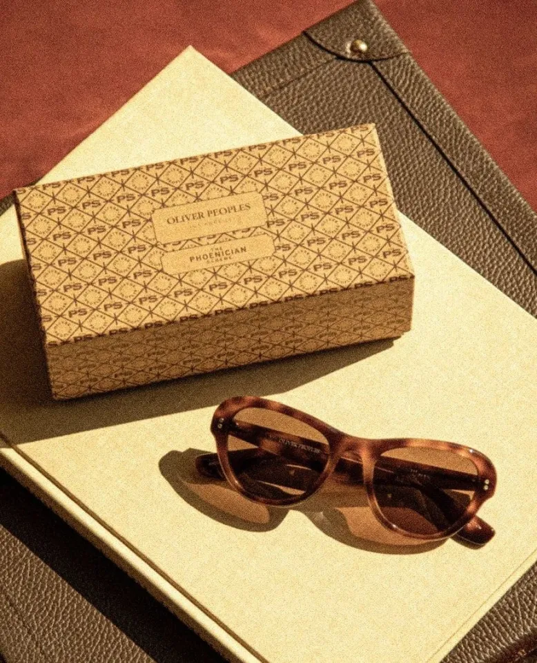 Instagram @thephoenicianscheme