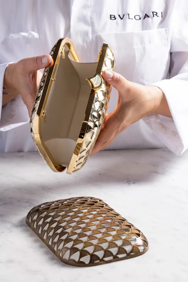 Интервью с креативным директором аксессуаров в Bvlgari – Мэри Катранзу