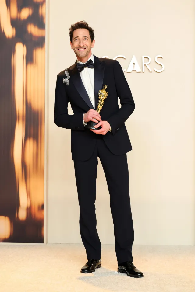 Эдриан Броуди, «Бруталист» фильміндегі рөлі үшін үздік актер ретінде «Оскар» сыйлығының иегері | Getty Images