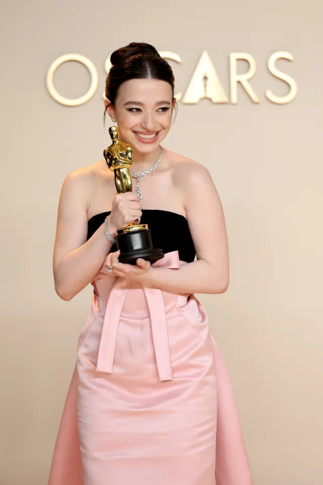 Майки Мэдисон – «Анора» фильміндегі үздік актриса марапатының иегері | Getty Images