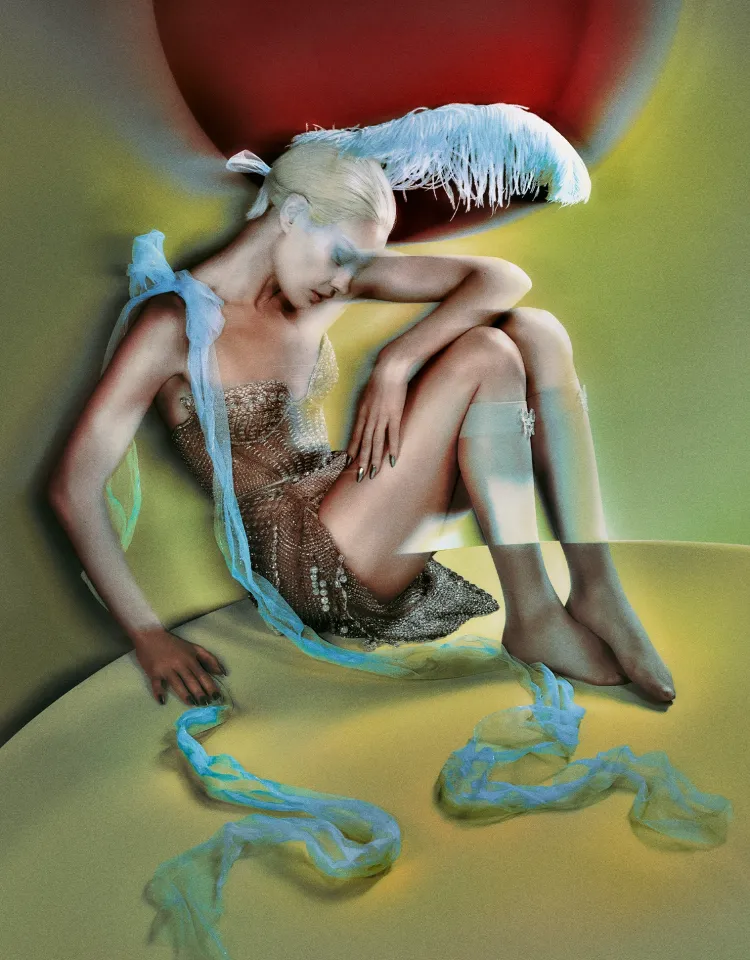 Cabaret Étoile: кампейн новой коллекции Ulyana Sergeenko Haute Couture