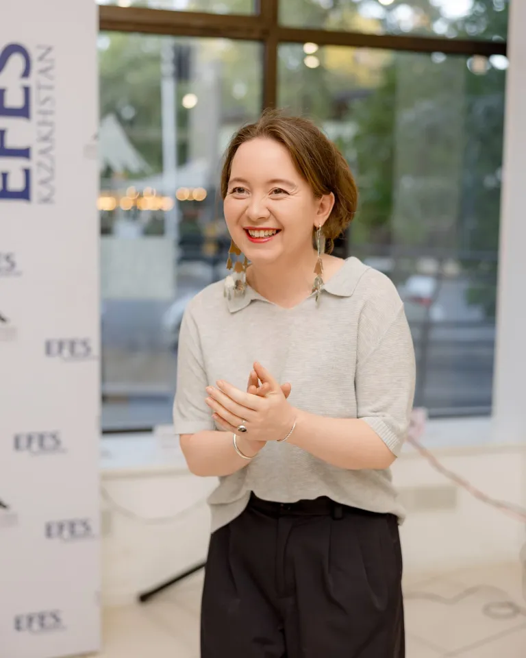 Выставка о женском труде в Центральной Азии «Труд женщин»