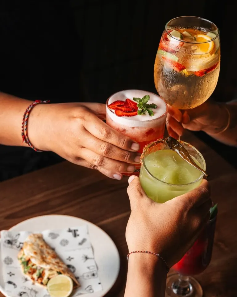 Instagram @lolasbali