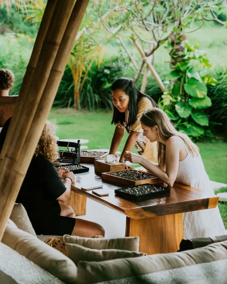 Instagram @alasarum.silver