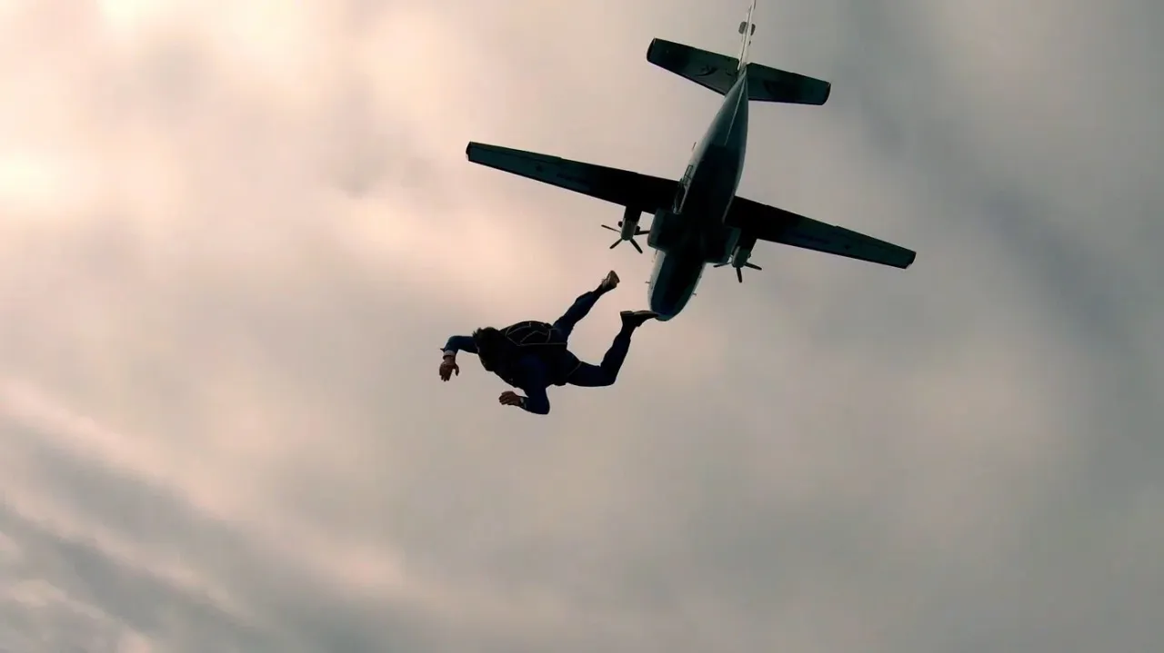 Кадр из фильма «Преподы на всю голову» | Кинопоиск