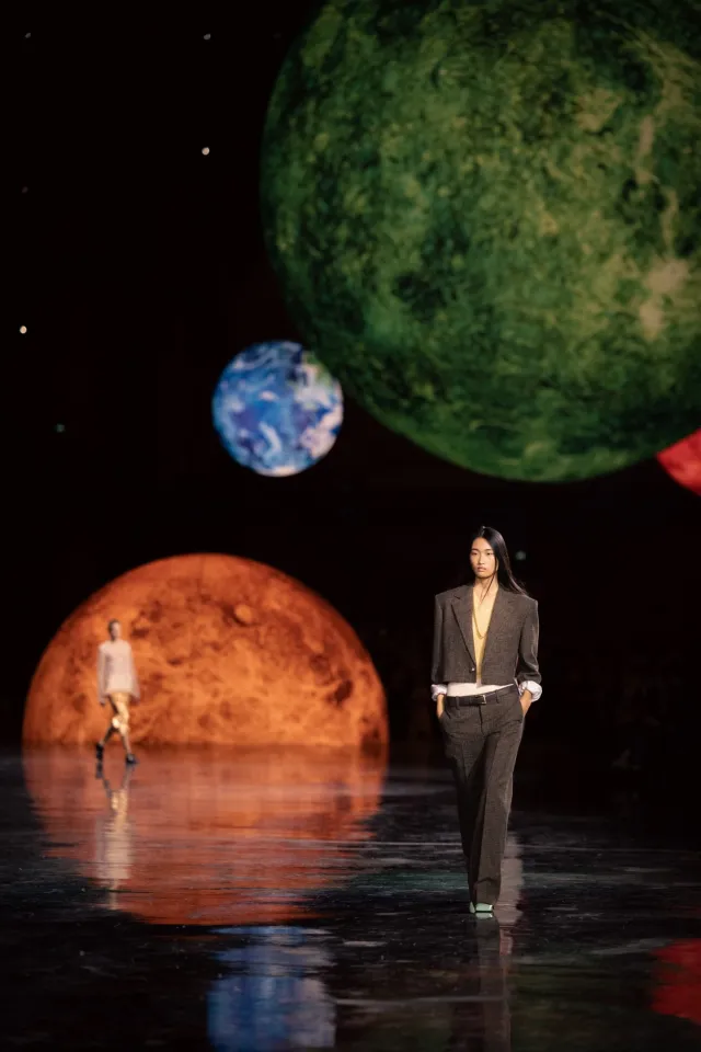 Матье Блази представил свою первую женскую коллекцию для Chanel