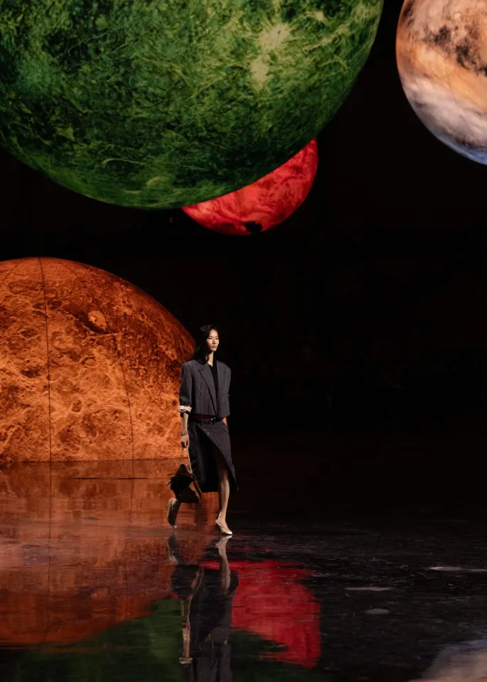 Матье Блази представил свою первую женскую коллекцию для Chanel