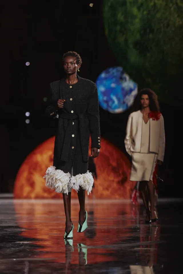 Матье Блази представил свою первую женскую коллекцию для Chanel