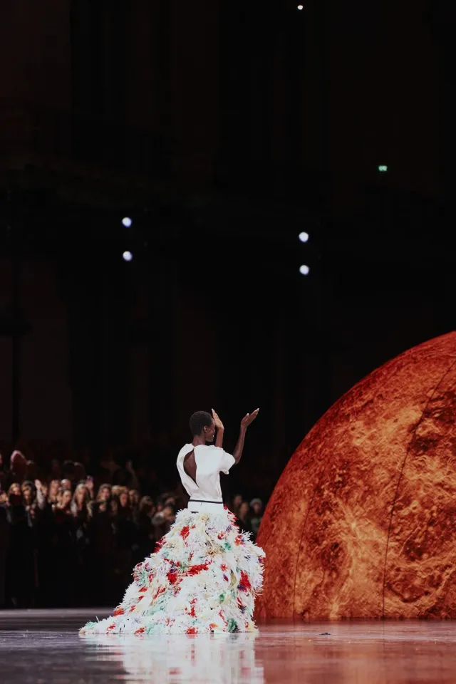 Матье Блази представил свою первую женскую коллекцию для Chanel