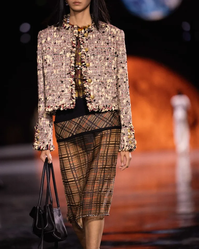 Матье Блази представил свою первую женскую коллекцию для Chanel