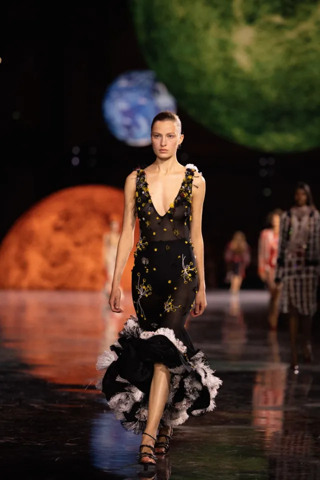 Матье Блази представил свою первую женскую коллекцию для Chanel