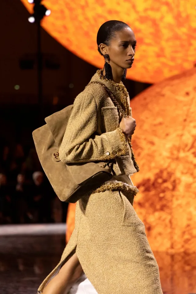 Матье Блази представил свою первую женскую коллекцию для Chanel