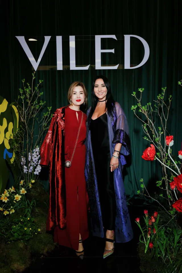 Аида Іңкәрбаева, Валентина Дурумбетова