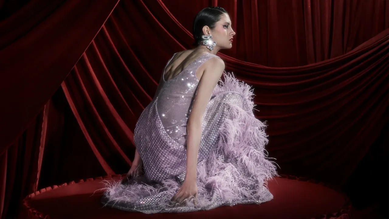 Суретші: Данияр Сәрсеев