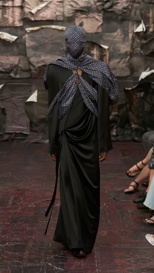 Ыдырау мен іріп-шіру: Maison Margiela-ның жаңа дәуірі