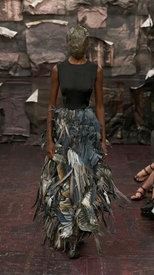 Ыдырау мен іріп-шіру: Maison Margiela-ның жаңа дәуірі