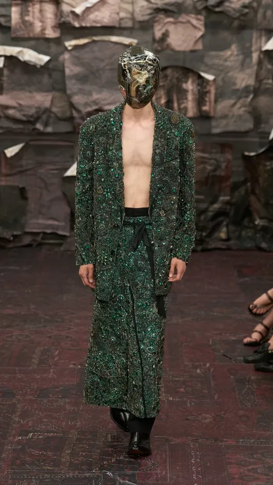 Ыдырау мен іріп-шіру: Maison Margiela-ның жаңа дәуірі