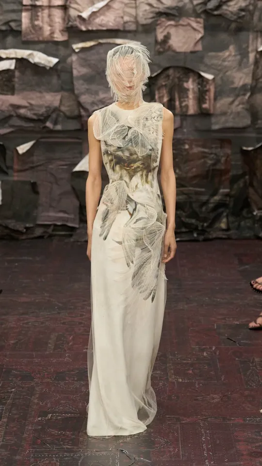 Ыдырау мен іріп-шіру: Maison Margiela-ның жаңа дәуірі