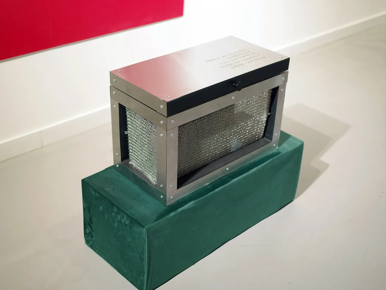 Трансформация сундука: в Esentai Mall открылась выставка «Менен кейін»