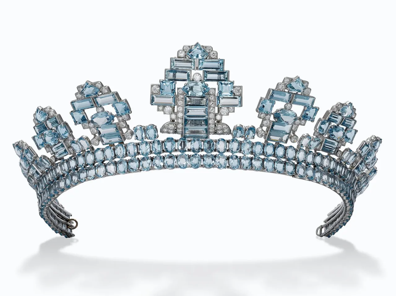 Тиара, Cartier, Лондон, 1937 год | Фотограф: Винсент Вулверика, специально для коллекции Cartier.