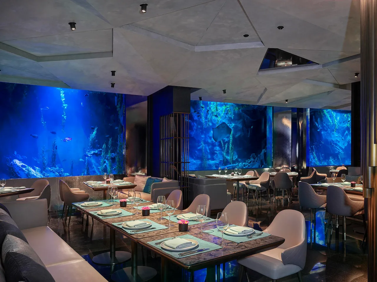 Intercontinental Shanghai Wonderland, Шанхай | ihg.com