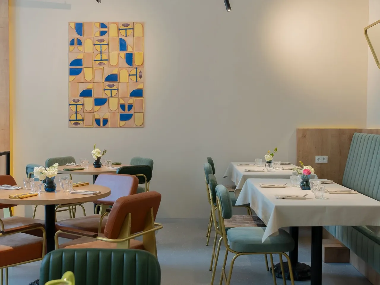 Бар без адреса, кафе из прошлого, пивная биржа и другие новые места в Алматы