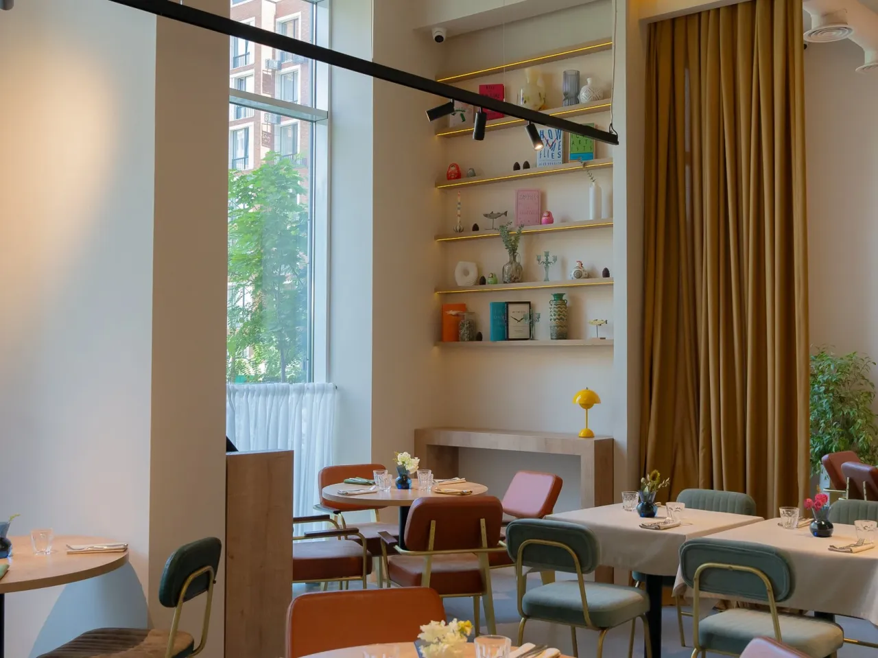 Бар без адреса, кафе из прошлого, пивная биржа и другие новые места в Алматы