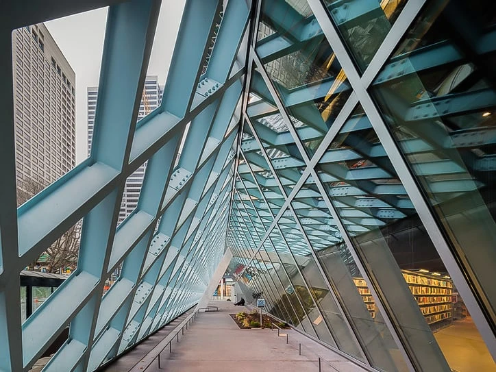 Как выглядят библиотеки будущего