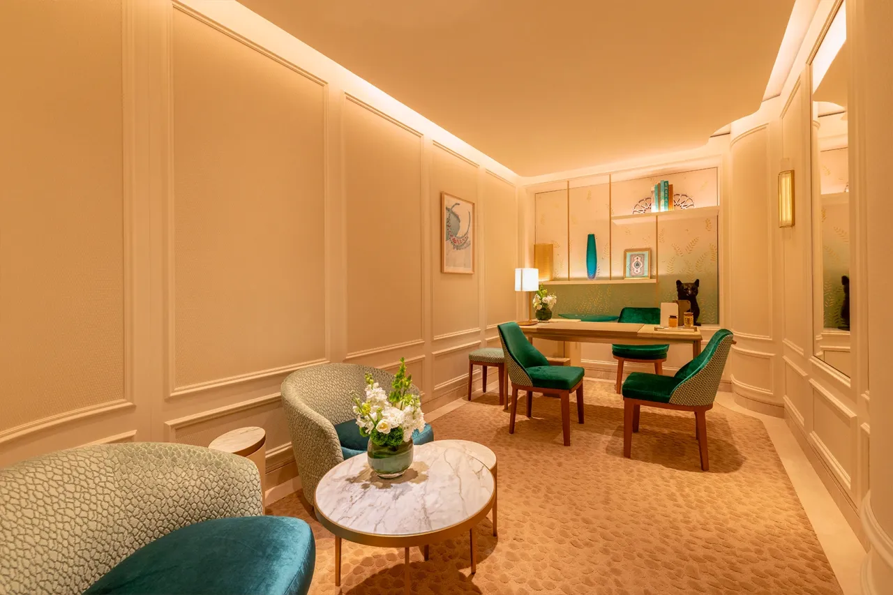 Шелковый путь Cartier: как прошло открытие обновленного бутика в Алматы