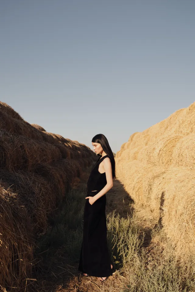 Tatler Lens: границы неизведанного на Капчагае