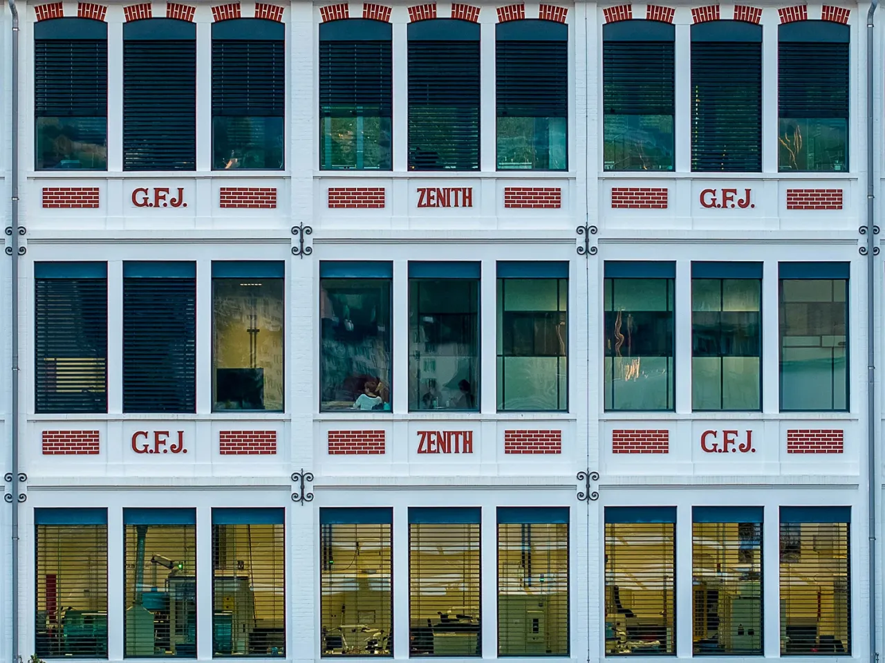 Штаб-квартира Zenith