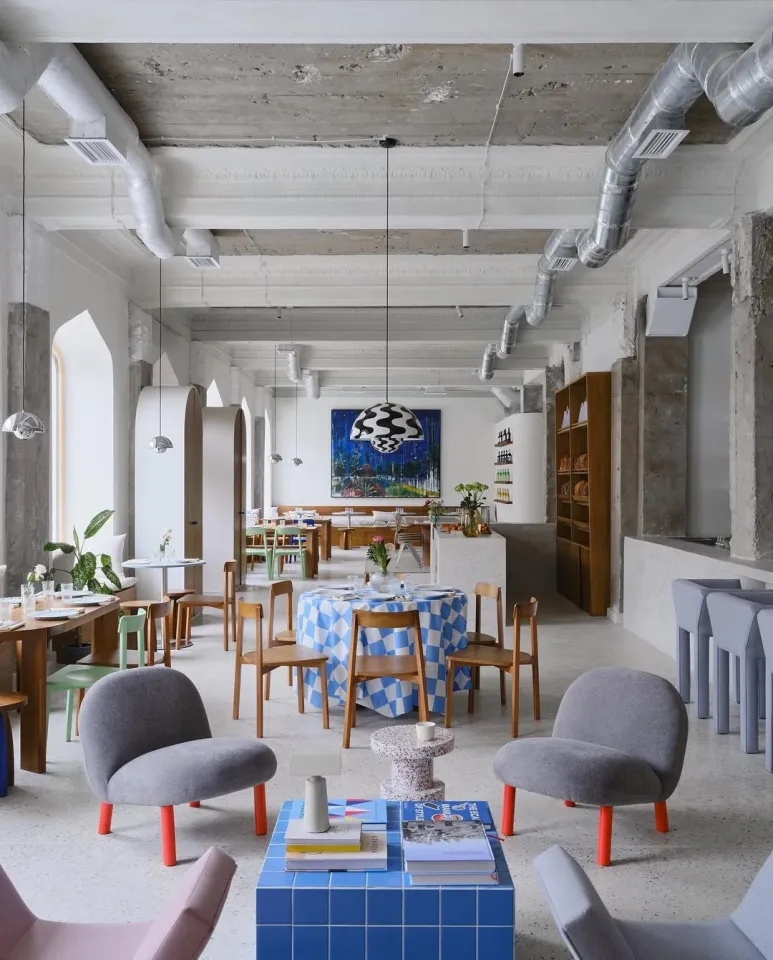 Instagram @fika.almaty