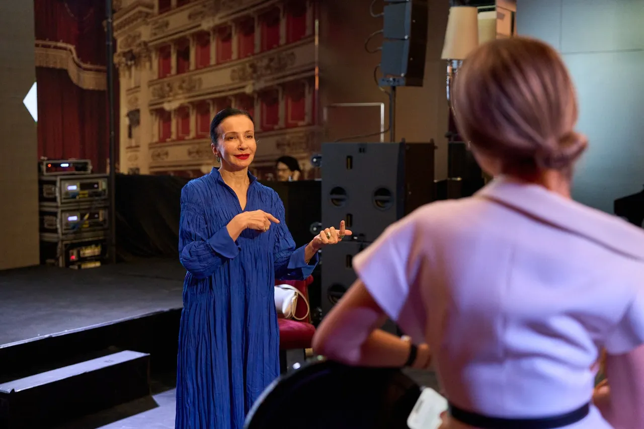 418 клубында Алла Сигалoвамен болған кездесу қалай өтті?