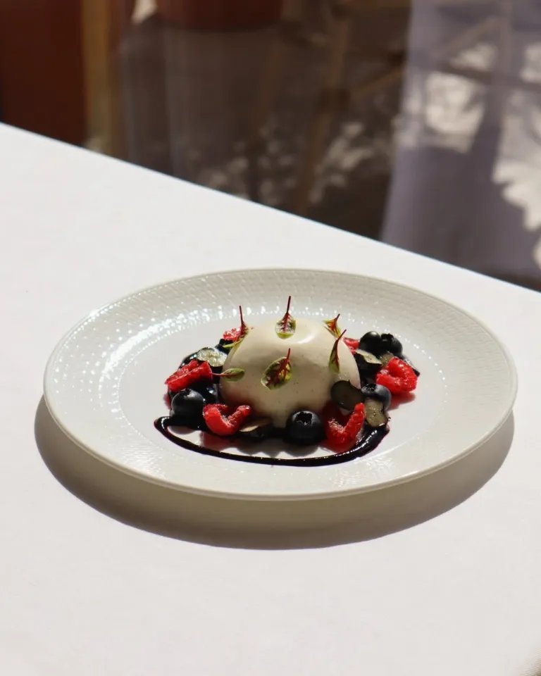 Instagram @paradisoabudhabi