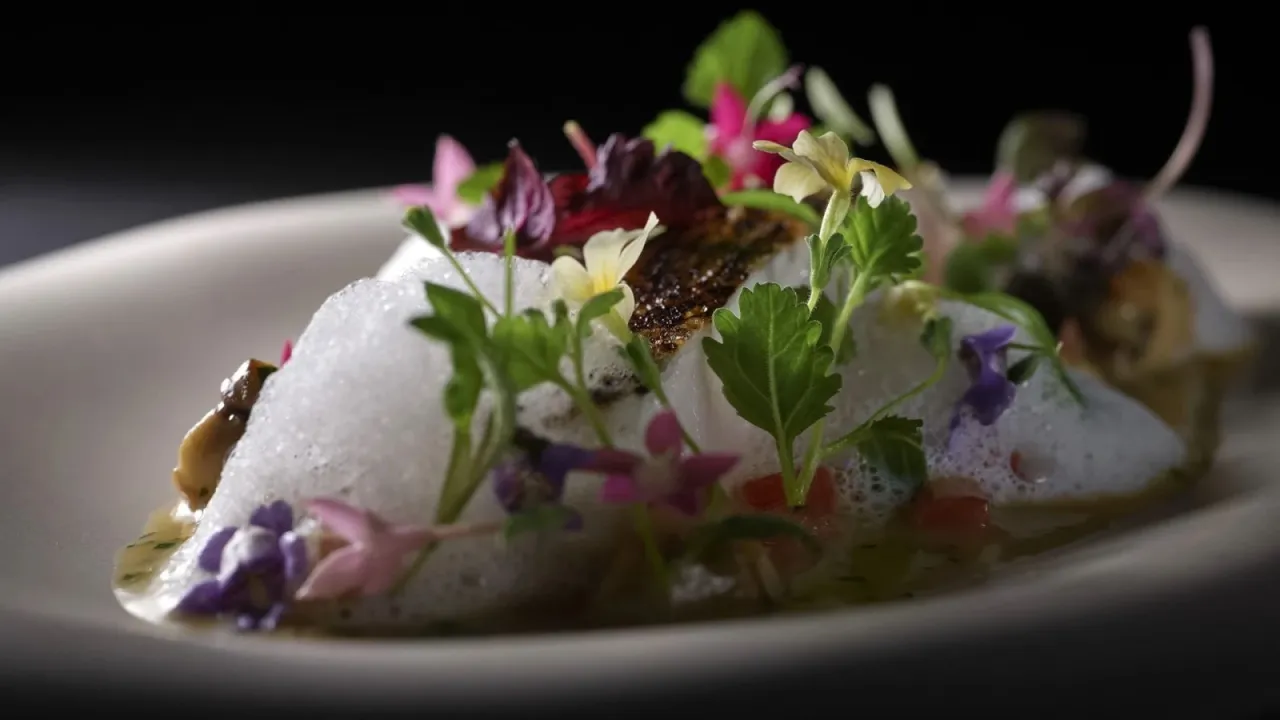 Блюдо из Héritagе от Kei Kobayashi | Фото: Marriot International The Future of Food 2025