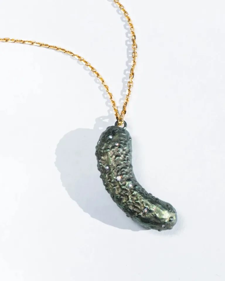 Необычные украшения в виде обычных вещей