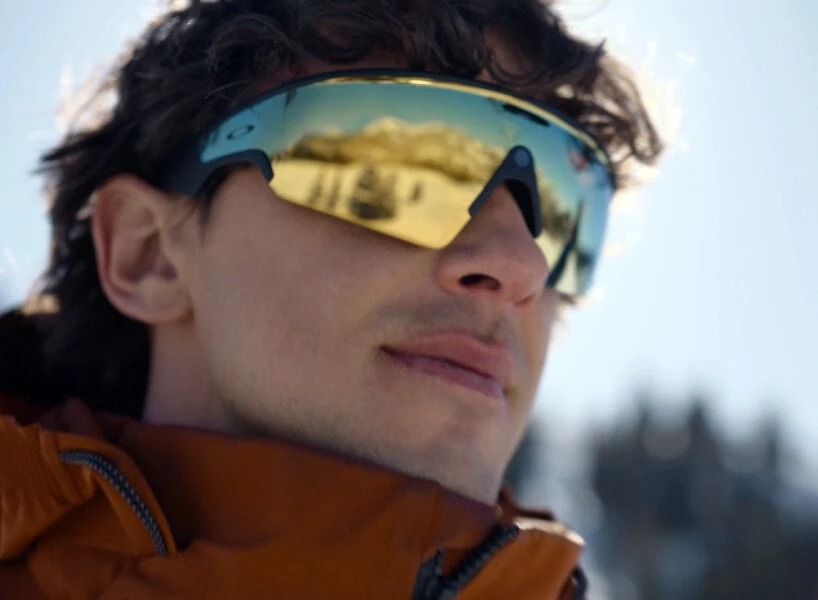Ray-Ban Display и OAKLEY Vanguard: умные очки нового поколения