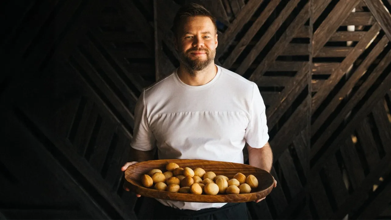 Бренд-шеф ресторанов AUYL, «Огонек», SPIROS, JINAU Руслан Закиров | Фотограф: Аружан Жанова