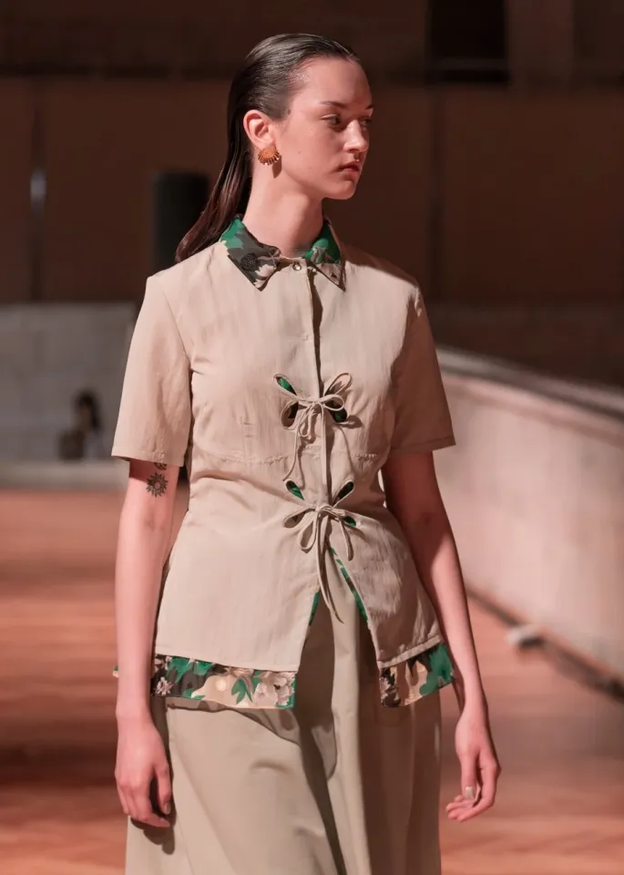 Богатый дастархан на J.KIM: как прошел показ коллекции весна-лето 2026 Quroq