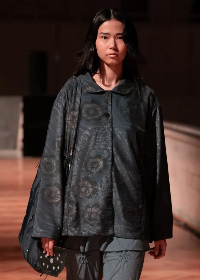 Богатый дастархан на J.KIM: как прошел показ коллекции весна-лето 2026 Quroq