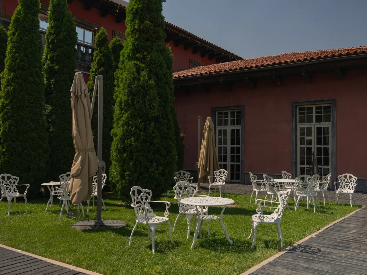 Столики с красивым видом: лучшие летники Алматы