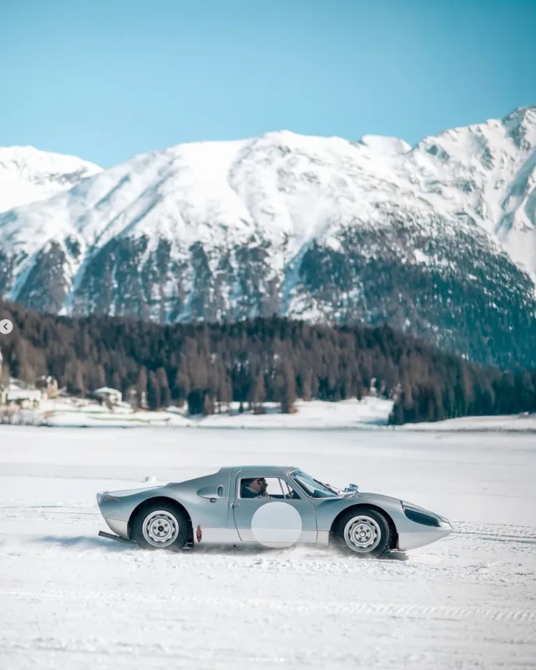 The I.C.E. St. Moritz: автомобильный праздник на льду замерзшего озера