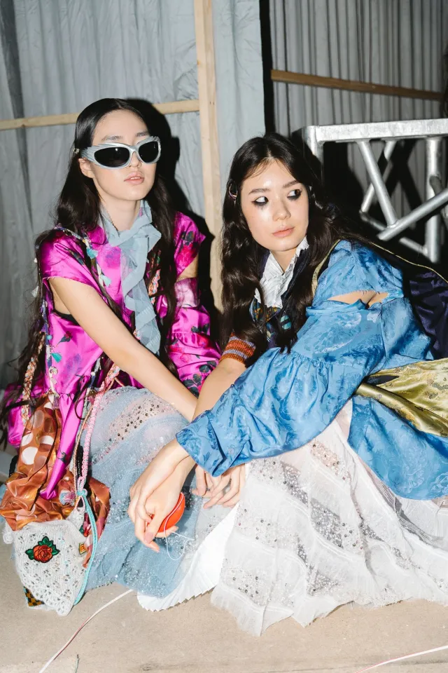 Бэкстейдж показа коллекции Tatyana Yan x Yan Ray