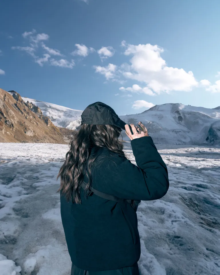 На вершине Туюксу: кто охраняет ледники Казахстана?