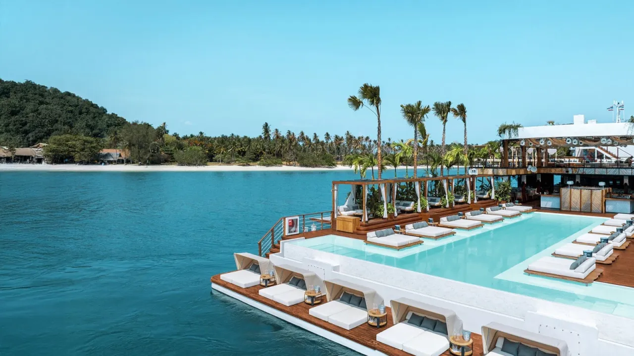 Фото: YONA Beach Club Phuket