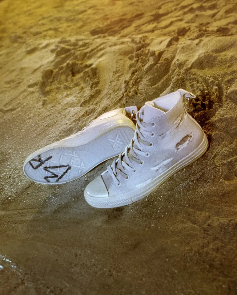 Brat обувь: коллаборация Converse и Charli XCX