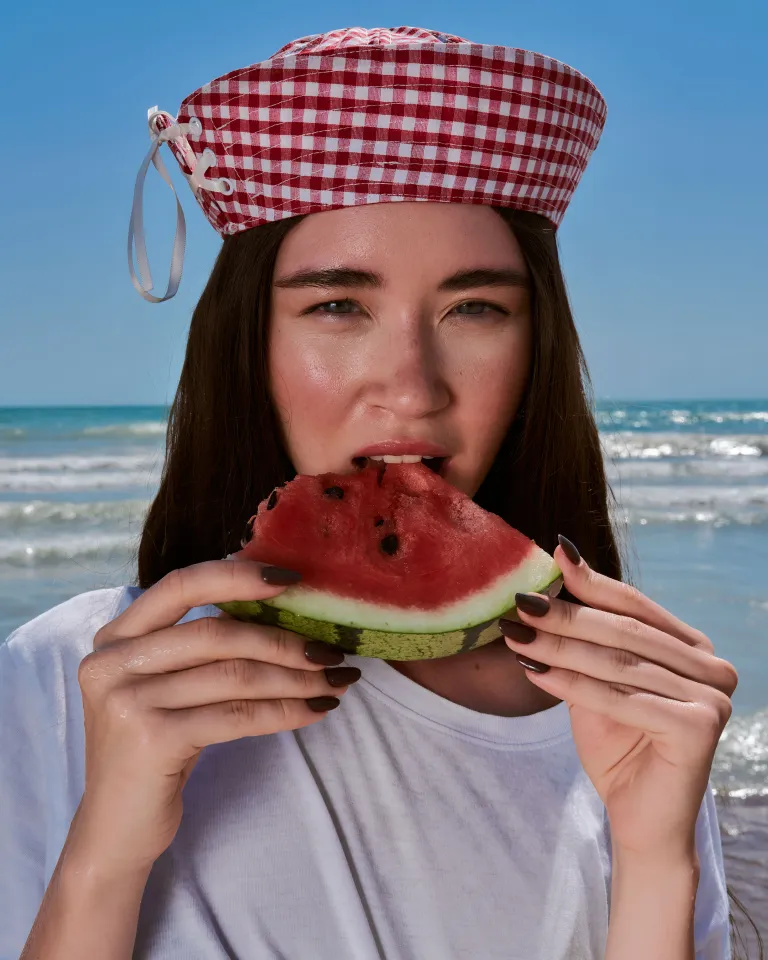 Tatler Editorial: под знойным солнцем Капчагая