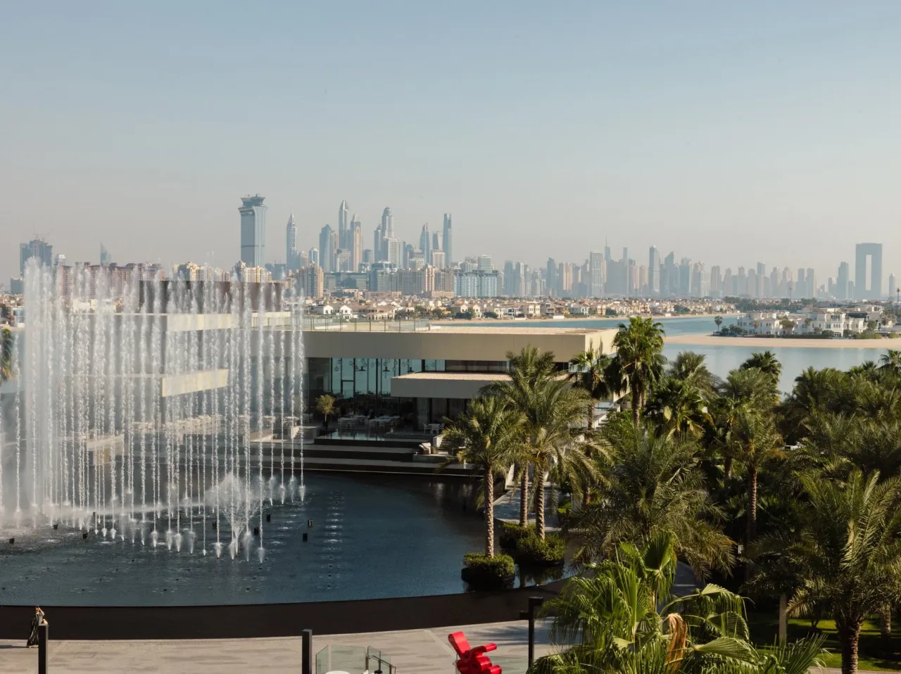 Еда на воде и бар в облаках: гастрономическое путешествие в Atlantis The Royal