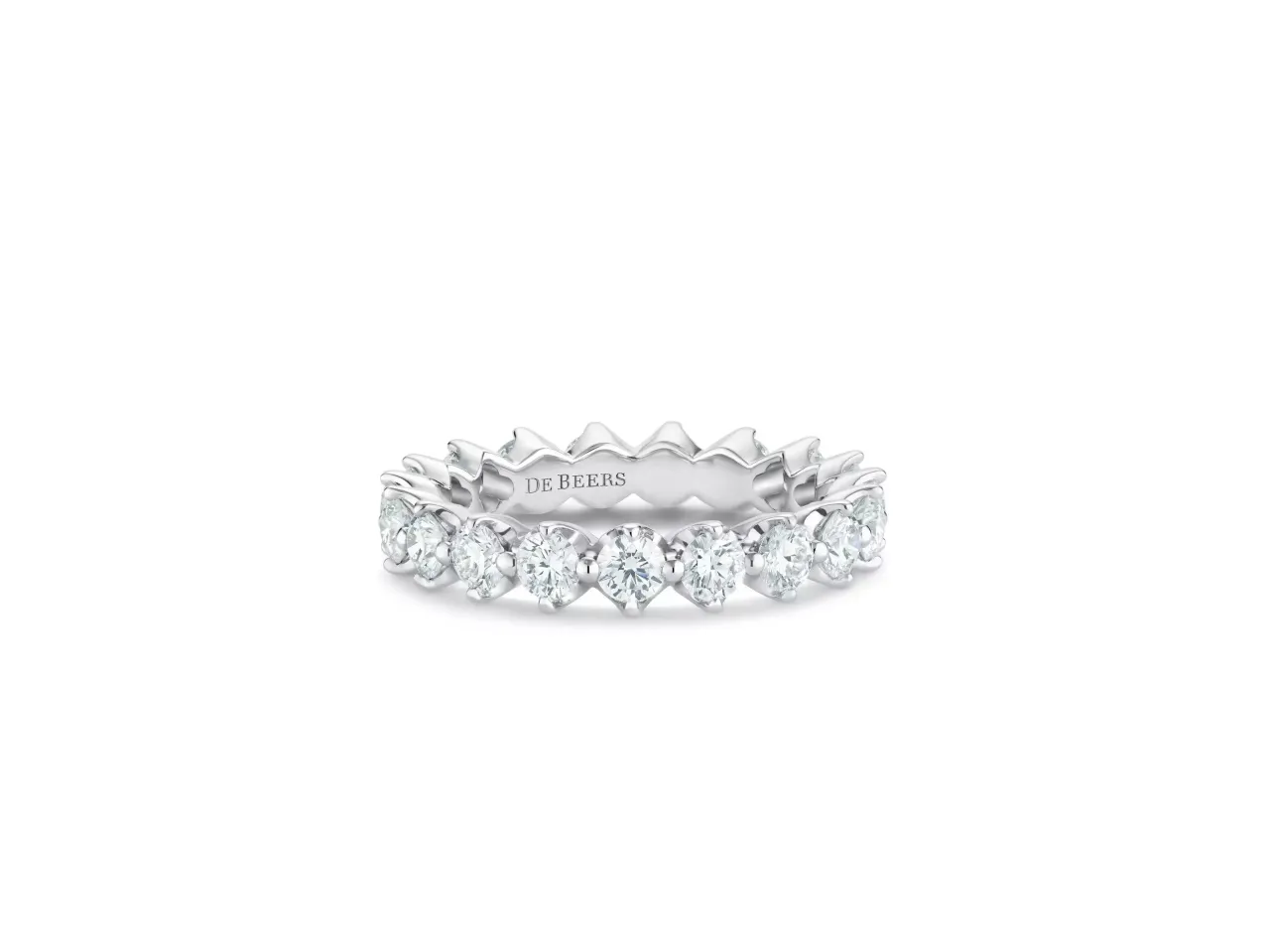 Allegria Small Eternity Band в платиновом цвете, 18 круглых бриллиантов | debeers.com